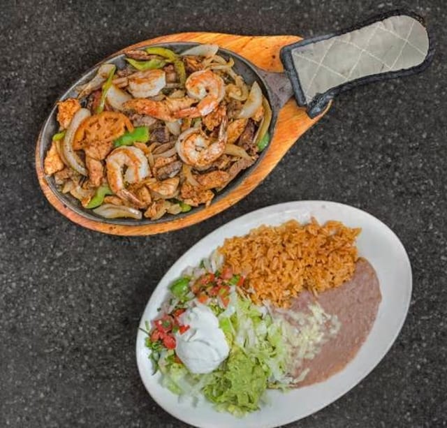 #27-Fajitas Texanas.